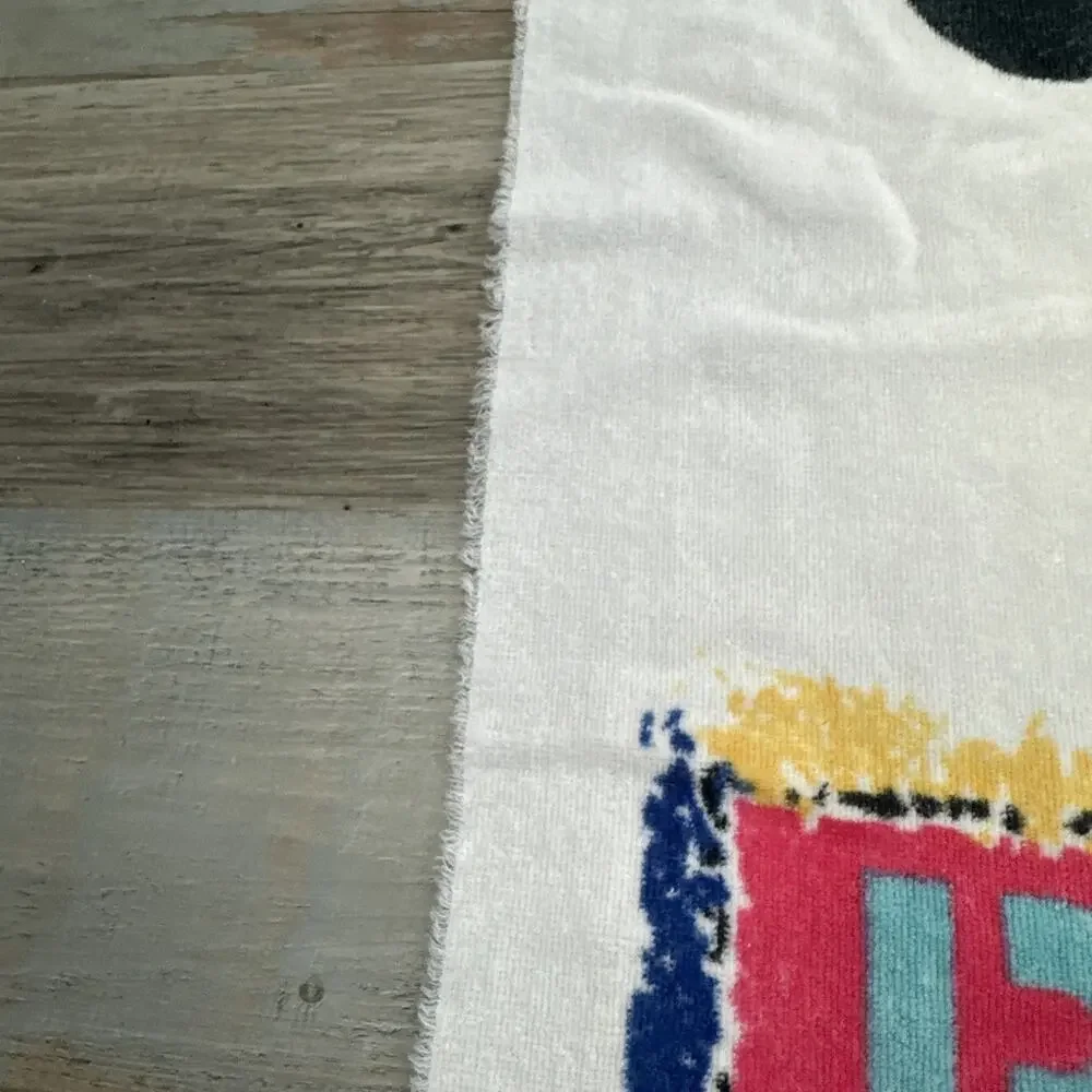 Vtg Big Dogs Large 100% Cotton Beach Towel And Magnet